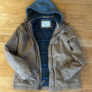American Eagle Large jacket. Fleece hood and warm